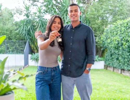 Cómo la Generación Z Puede Construir Crédito Estratégicamente Antes de Solicitar una Hipoteca